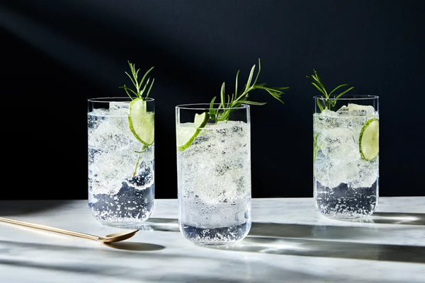 Rosemary vodka tonic
