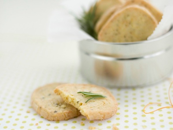 Rosemary's baby cookies (Bake the Book)