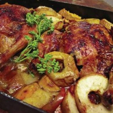 Rosh Hashanah chicken with cinnamon and apples from Metz