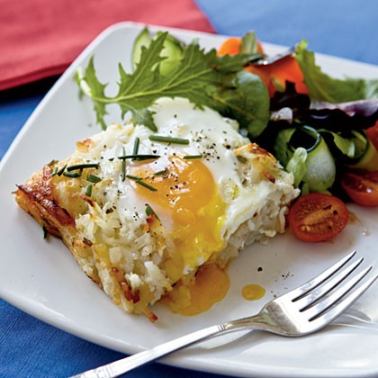 Rösti casserole with baked eggs