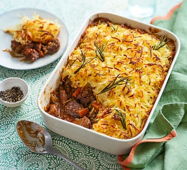 Rösti-topped lamb & rosemary pie
