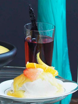 Rosy dessert wine syrup