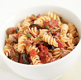 Rotini with spiced tomato & black olive meat sauce
