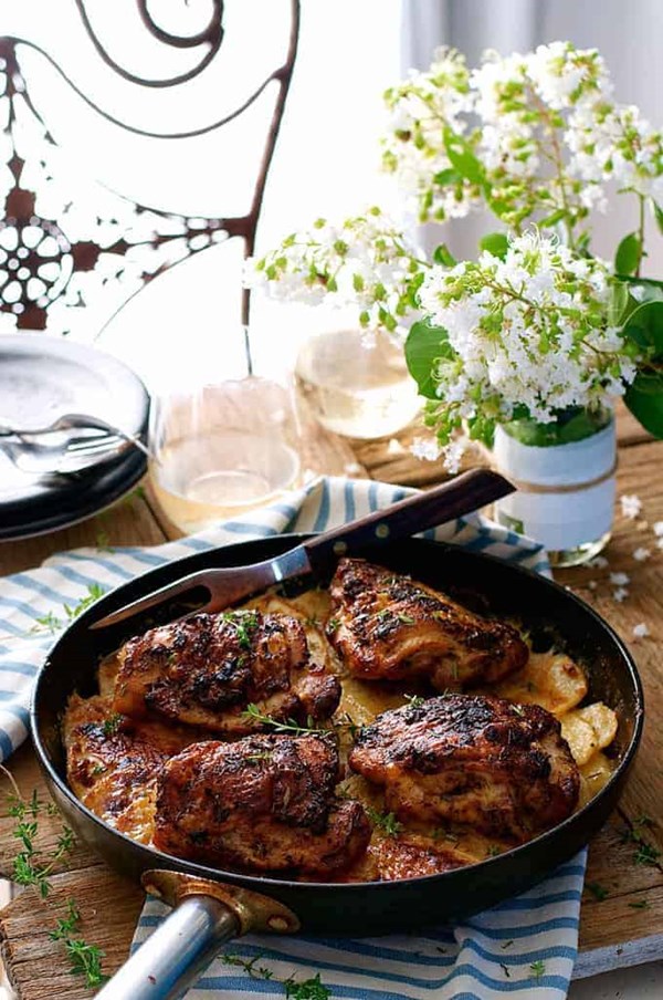 Rotisserie flavoured chicken and potato bake