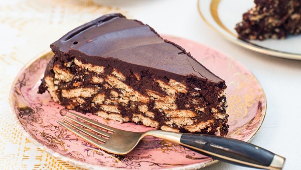 Royal biscuit cake