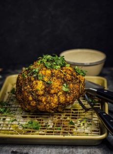 Royal cauliflower roast with almond cream