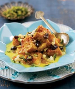 Royal-style bread pudding