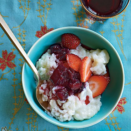 Ruby Port and rhubarb risotto with sugared strawberries
