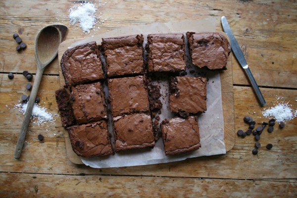 Rum & coconut brownie bites