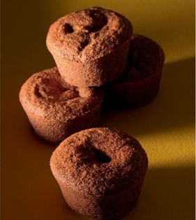 Rum & raisin cakes
