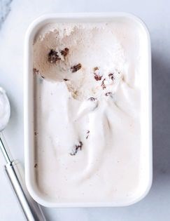 Rum & raisin ice cream