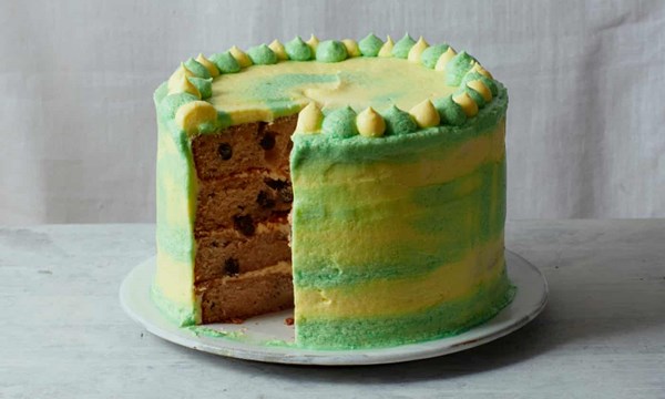 Rum and raisin sponge