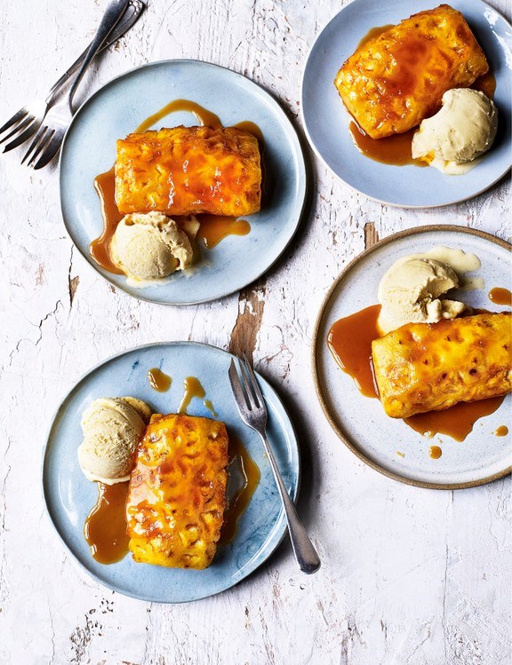 Rum caramel-roasted pineapple