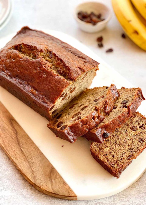 Rum raisin banana bread