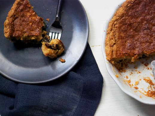 Rum-raisin chess pie
