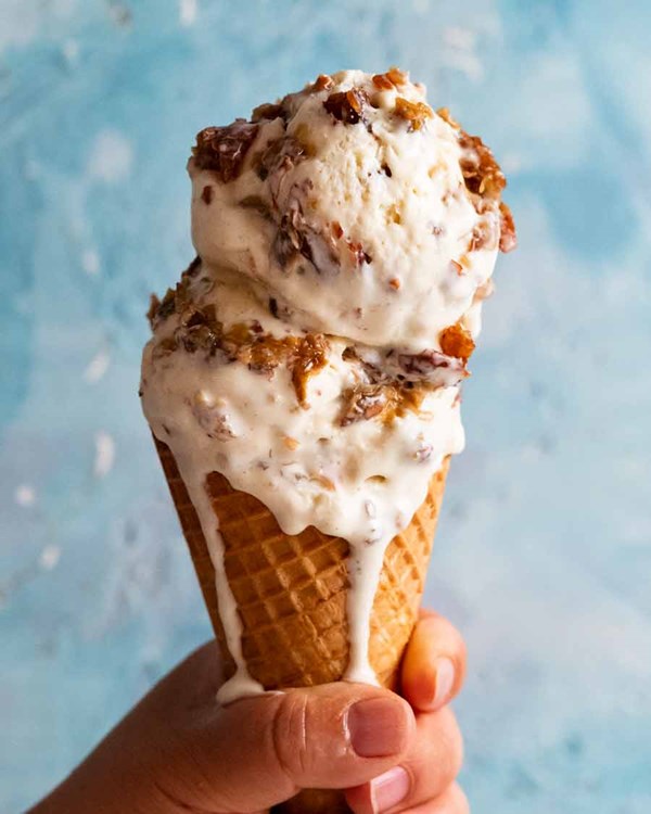 Rum raisin ice cream 