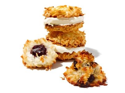 Rum raisin macaroons