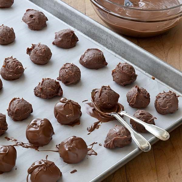 Rum raisin truffles