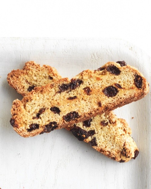 Rum-soaked raisin biscotti