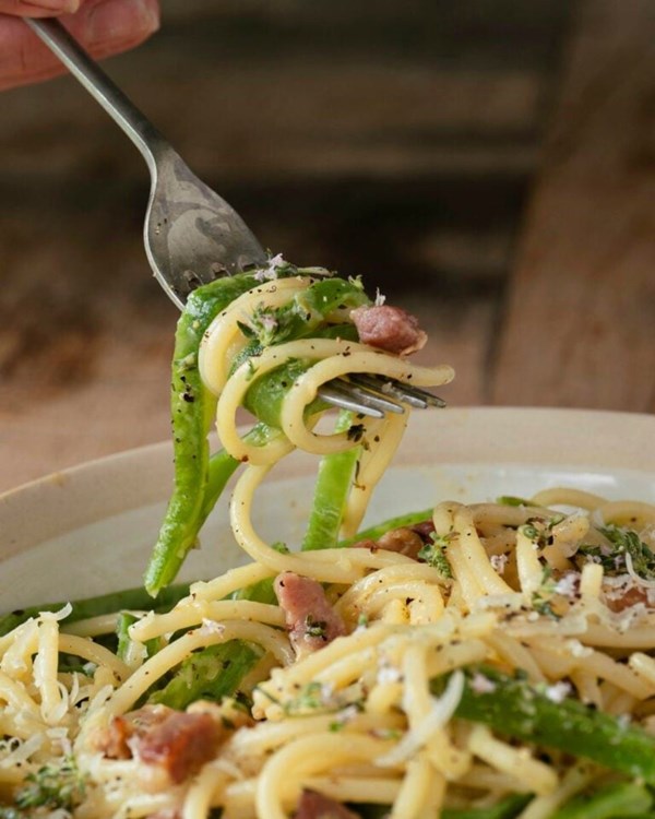 Runner bean and thyme 'carbonara'