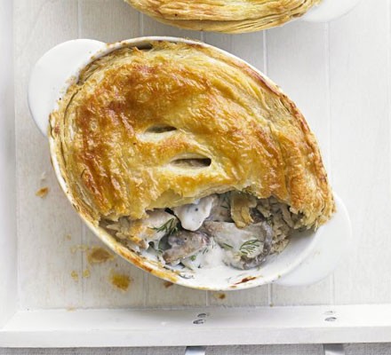 Russian chicken, mushroom, soured cream and dill pie