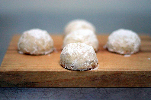 Russian tea cakes