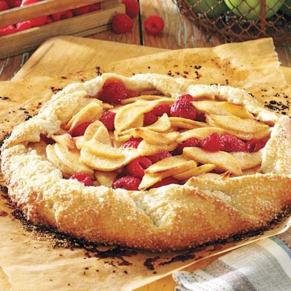 Rustic apple raspberry tart