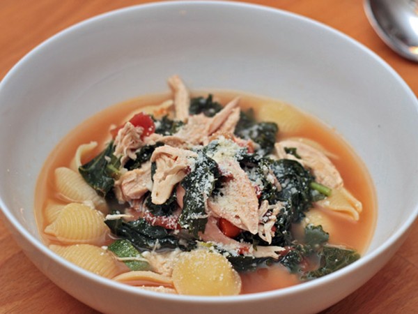 Rustic chicken minestrone