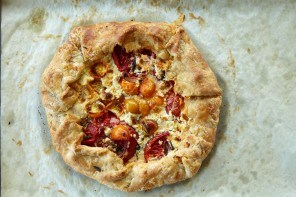 Rustic heirloom tomato crostata