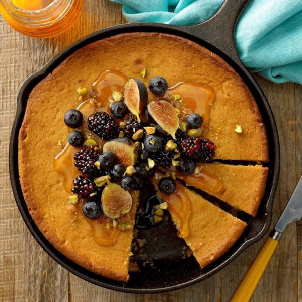 Rustic honey cake