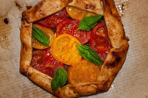 Rustic tomato and basil pie with garlic mayo