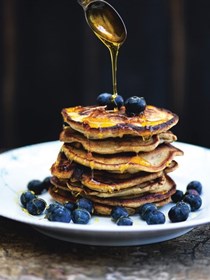 Rye pancakes with blueberries and golden syrup