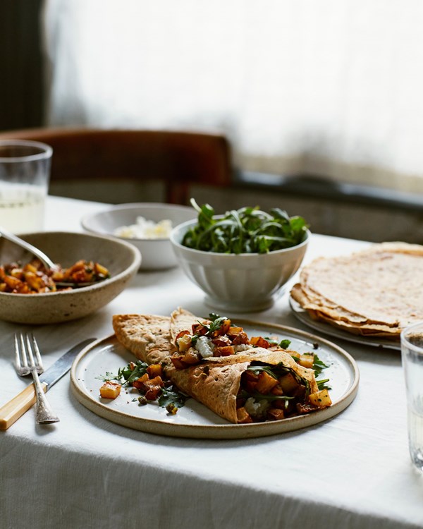 Rye pancakes with crispy capers and potatoes