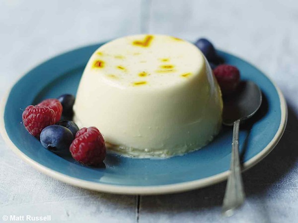 Saffron & ginger panna cotta