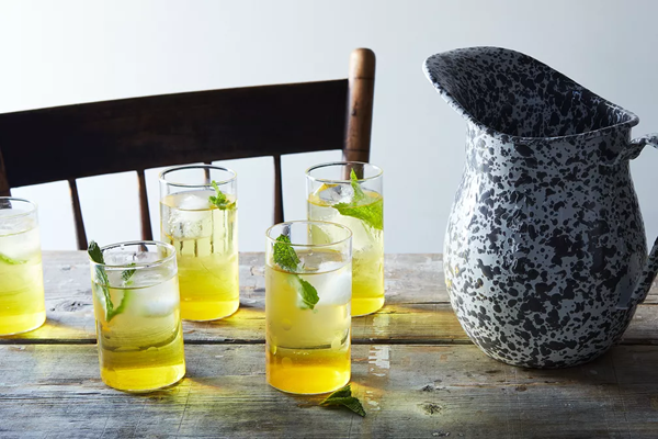 Saffron and cardamom lemonade concentrate