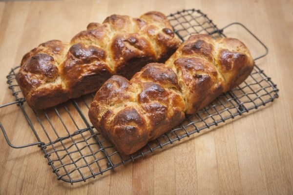 Saffron and honey brioche