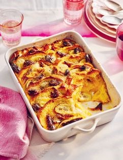 Saffron, banana & date pudding