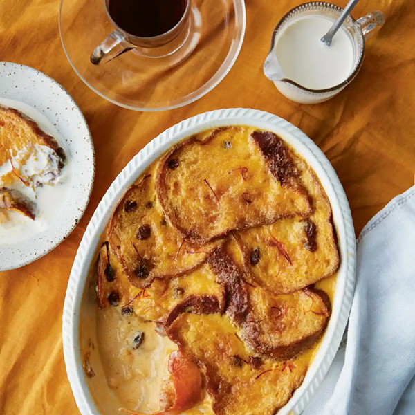 Saffron custard and panettone pudding (Budino di panettone)