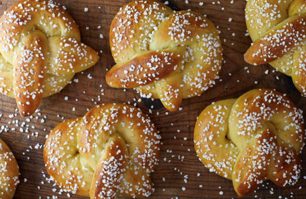 Saffron pretzel buns