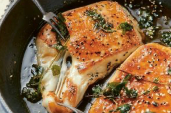 Saganaki with honey, oregano and fig jam
