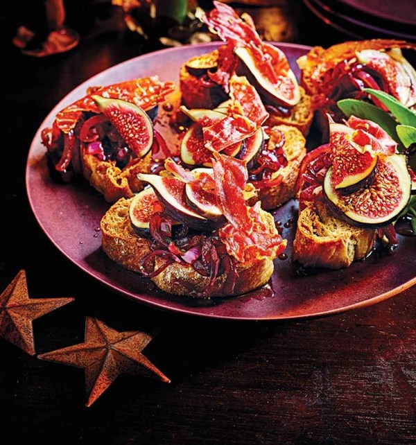 Sage and onion crostini with crispy Parma ham and honeyed figs