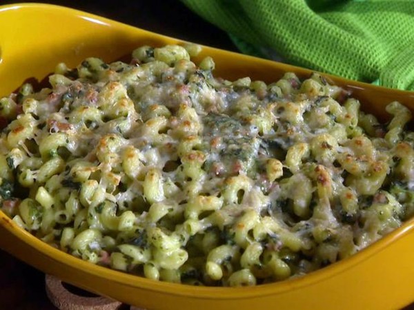 Sage Derby mac 'n' cheese with ham