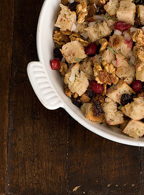 Sage, walnut and dried fig stuffing