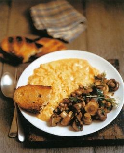 Saint George's mushrooms with scrambled egg and wild garlic