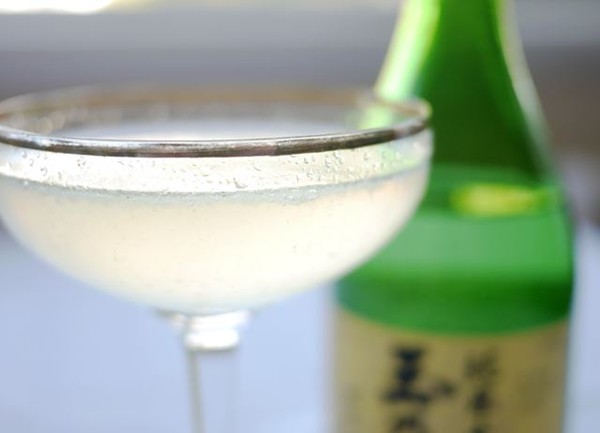 Sake fizz
