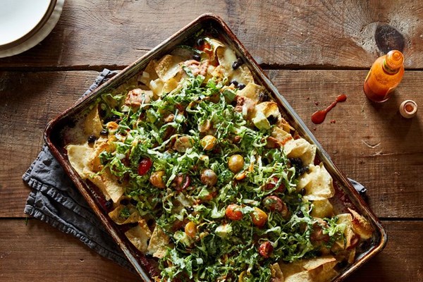 Salad nachos
