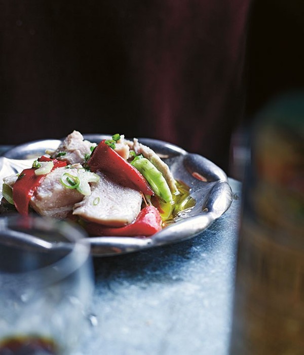 Salad of smoked bonito, piquillo peppers & celery