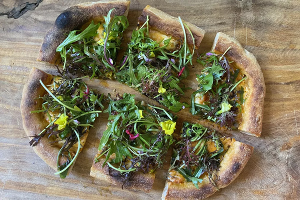 Salad pizza with mushrooms & mozzarella