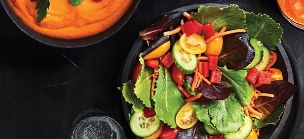 Salad with creamy harissa dressing