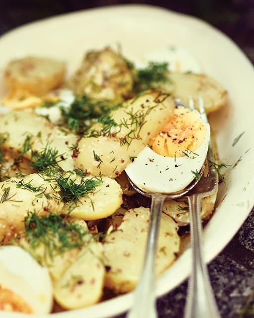 Salad with new potatoes